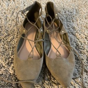 OLD NAVY LACE UP FLATS GREEN